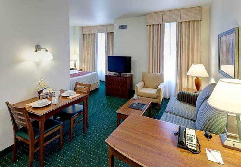 Residence Inn Houston West Energy Corridor Room photo